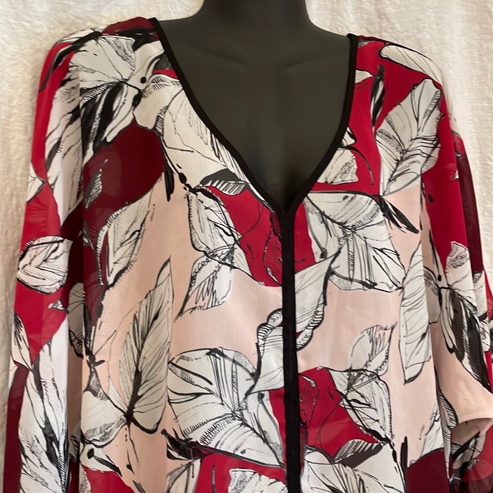 Avenue 14 / 16 Blouse Sheer Red Floral XL